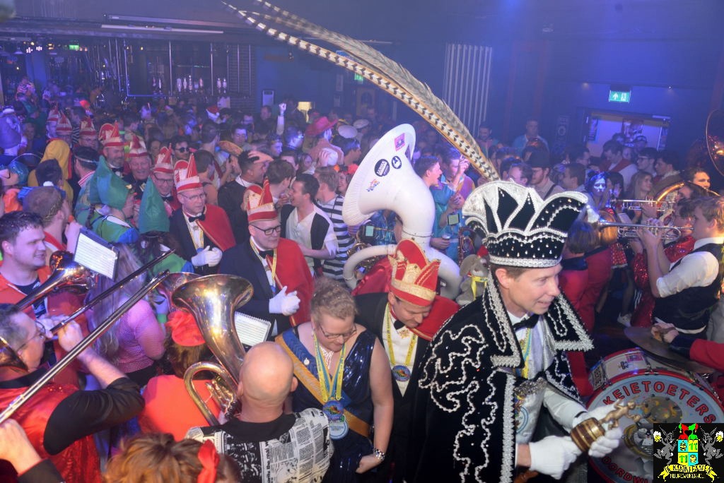 ../Images/Carnavals vrijdagavond in VdG 024.jpg